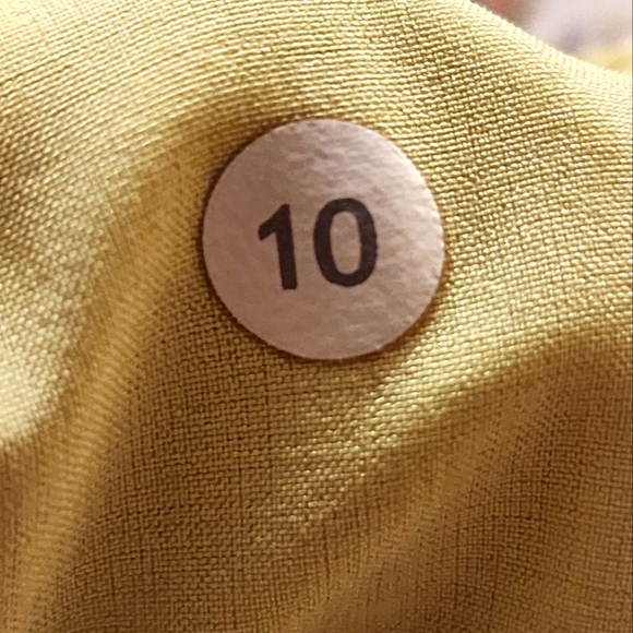 🍋Lululemon Short II with 4-way Stretch- size 10- used condition🍋 - Picture 8 of 9